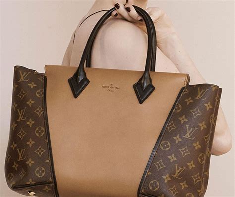 where to buy fake louis v bags in nyc|louis vuitton loop bag dupes.